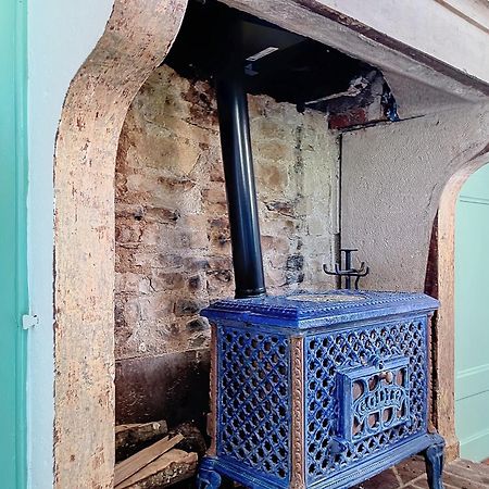 Charmante Maison Joux-la-Ville Zewnętrze zdjęcie