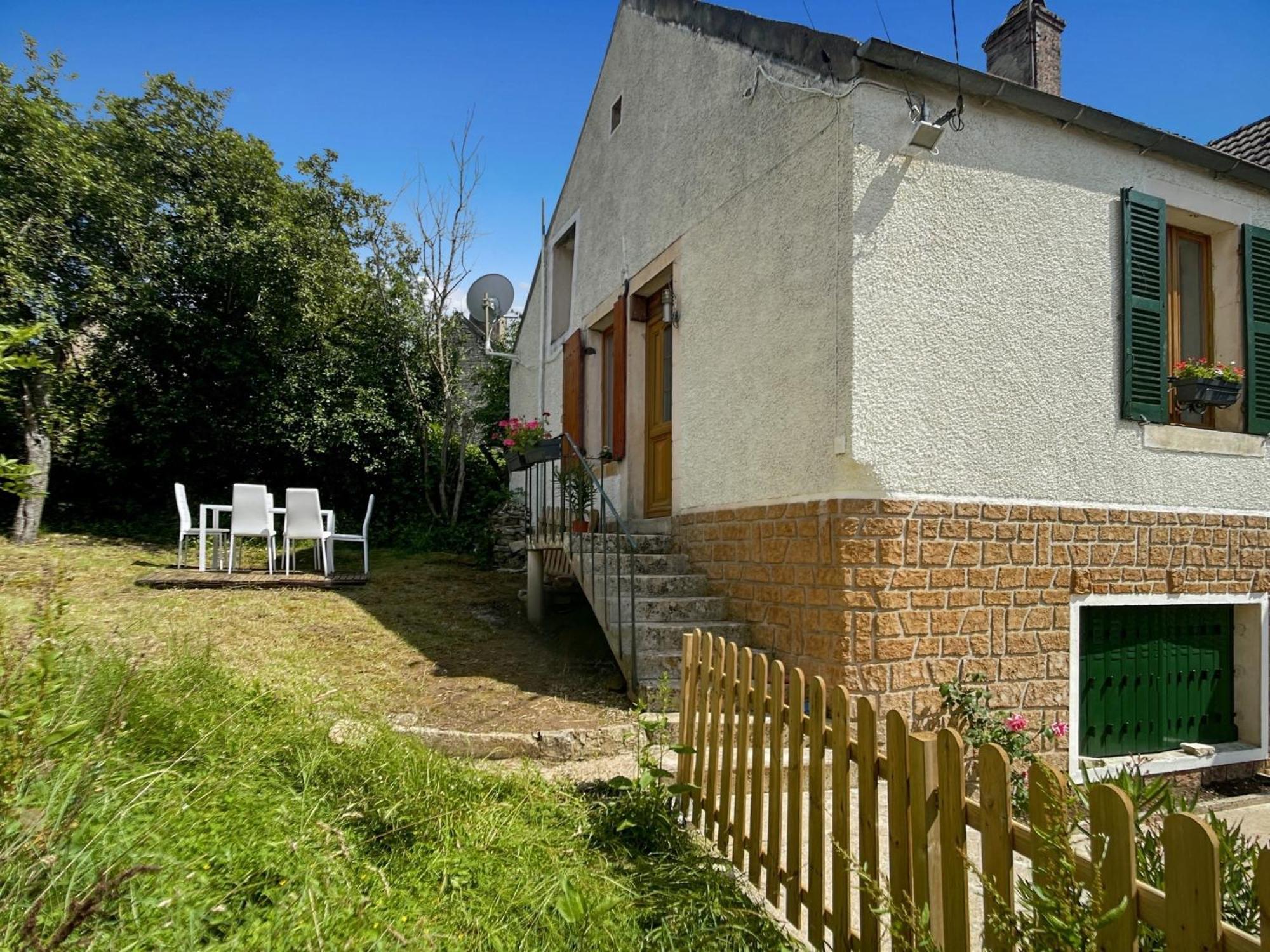 Charmante Maison Joux-la-Ville Zewnętrze zdjęcie