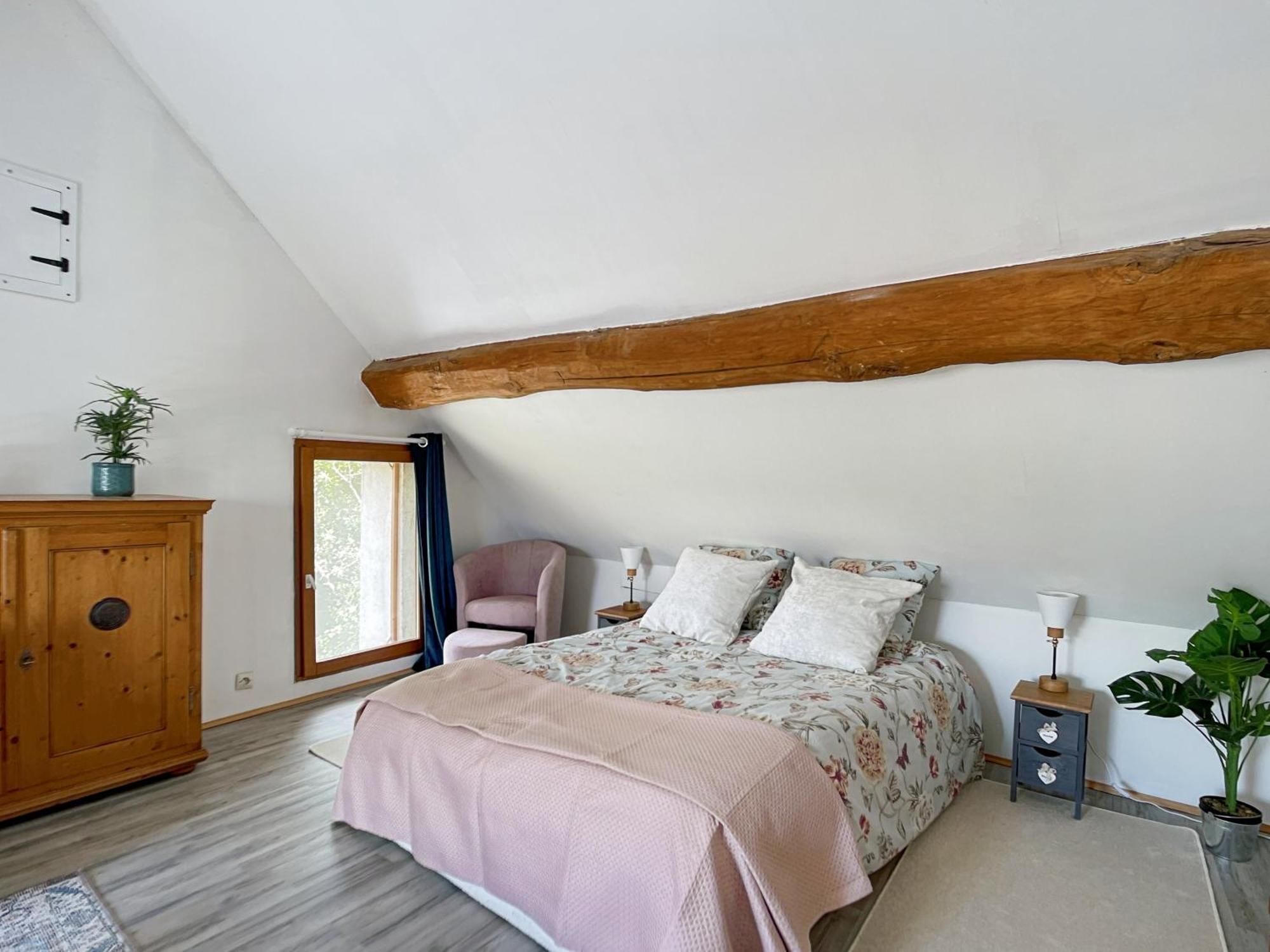 Charmante Maison Joux-la-Ville Zewnętrze zdjęcie